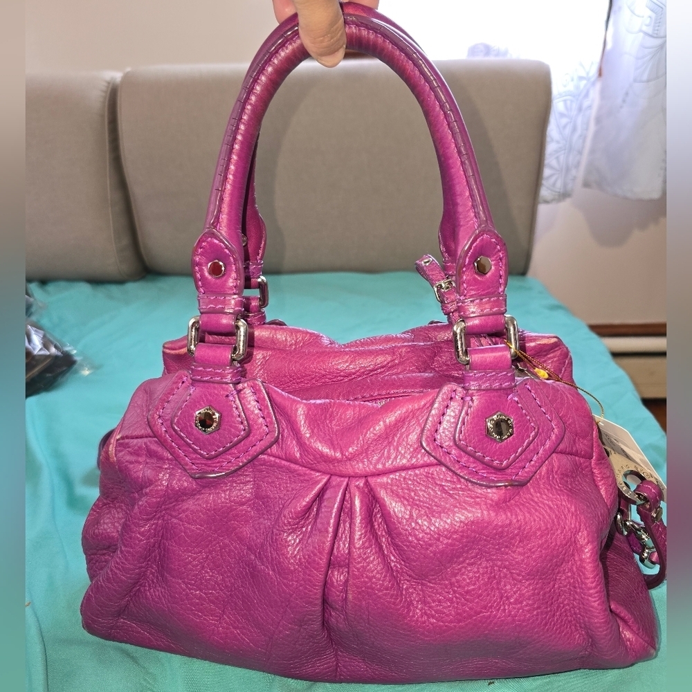 Marc Jacobs Fuchsia Leather baby groove